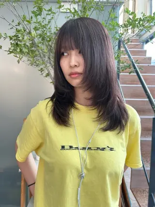 セミロング VISION   aoyama所属・かがやしづ ⭐️ハイトーンのヘアスタイル