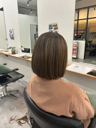 ミディアム 齋藤 真帆のヘアスタイル