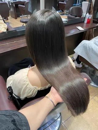 ロング カラー hina☺︎ 髪質改善/ストレートのヘアスタイル