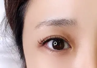 マツエク・マツパ Mia.Rosa所属・Mia.Rosa naokoの眉毛・アイブロウイメージ