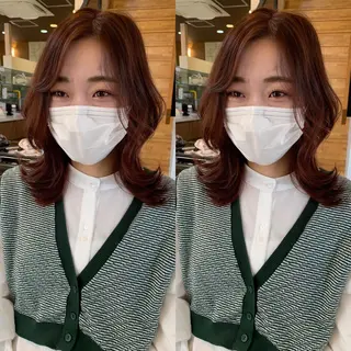 ミディアム カラー 🐸鈴木 綾乃🐸のヘアスタイル