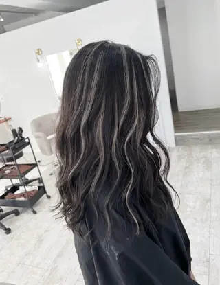 セミロング カラー ROBIN所属・指名数No.1 /NAOYAのヘアスタイル