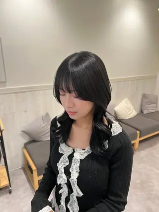 セミロング care所属・西本 泰智のヘアスタイル