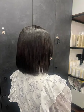 ミディアム トリウミ カホのヘアスタイル