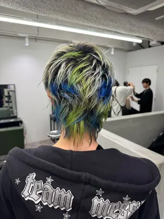 カラー メンズ ハイトーン/ピンク カラー/めい🎀のヘアスタイル