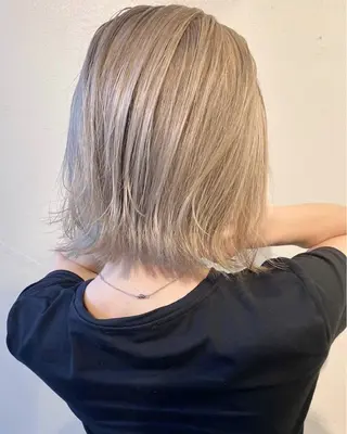 ミディアム Belle hair Design所属・ハイトーンカラー/ YUTAのヘアスタイル