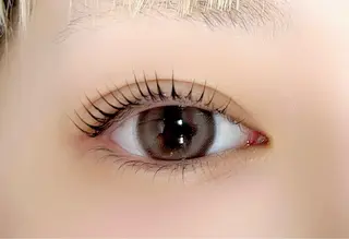 マツエク・マツパ 【パリジェンヌ・VLEDLASH専門店】FAST LASH表参道店所属・kokoha 🫧のマツエク・マツパデザイン