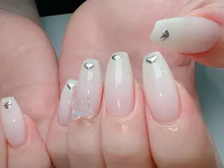 ネイル Nail Salon L'arc所属・💊大阪/心斎橋 moni🧠のネイルデザイン