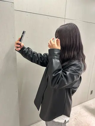 ロング カラー 寺澤 花梨のヘアスタイル