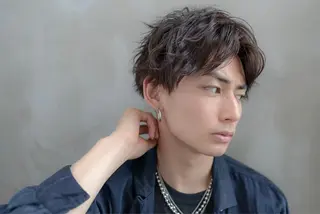 ショート カラー パーマ メンズ fifth JINGUMAE所属・波巻きスパイラルパー マ/シャドウパーマ駿のヘアスタイル