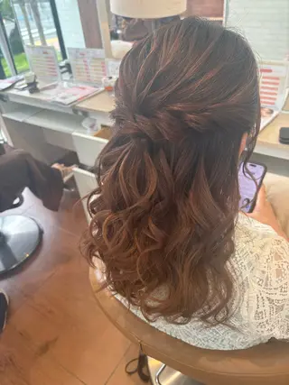 セミロング ヘアアレンジ 後田 玲奈のヘアスタイル