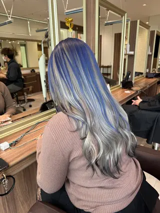 ロング カラー Re:st所属・Miyavi/カラー ショートボブのヘアスタイル