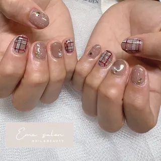 ネイル Ema salon satomiのネイルデザイン