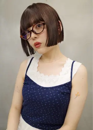 ミディアム カラー ヘアアレンジ ぱつっとボブ/ natsukiのヘアスタイル