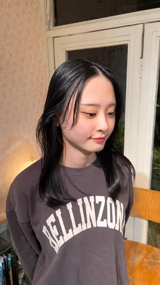 ロング カラー ﾁｶｼﾂ.ｾﾞﾝ/ ﾌｳｶのヘアスタイル