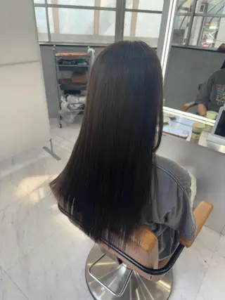 ロング カラー 石橋 茉桜のヘアスタイル