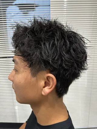 ショート パーマ メンズ ユウ🪄 パーマ指名No1のヘアスタイル
