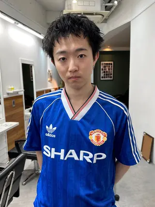 ショート パーマ メンズ グランジヘア 無造作ヘアHYUGAのヘアスタイル