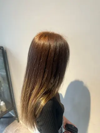 ロング Agu まゆかのヘアスタイル