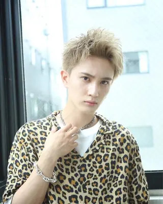 ショート カラー メンズ Eir 高槻所属・デザイナーズサロン Eir高槻のヘアスタイル