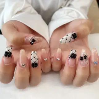 ネイル 💎🐰 saki. m 🐰💎のネイルデザイン