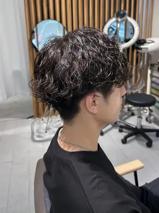 ショート パーマ メンズ レイヤーカット🐺 hina🩶のヘアスタイル