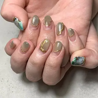 ネイル atelier　FIORITURA所属・FIORITURA aiのネイルデザイン