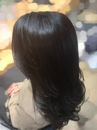 セミロング ナカムラ ハルのヘアスタイル