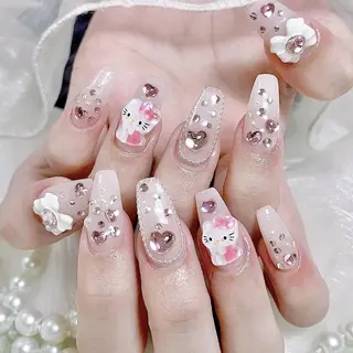 ネイル Hanya 🌈のネイルデザイン