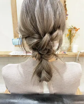 ロング カラー ヘアアレンジ sherry【シェリー】所属・miho 大国町 柔らかハイトーン💛のヘアスタイル