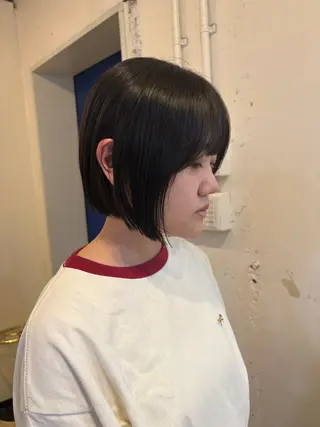 ショート カラー RIN／韓国ヘア レイヤーカットのヘアスタイル