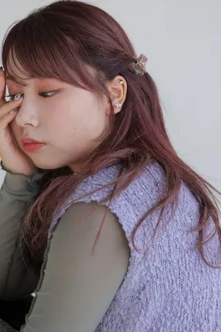 セミロング しもかわ かほのヘアスタイル