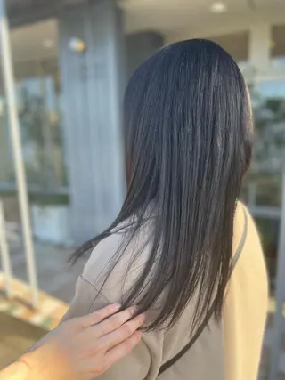 ロング 佐々木 麻純のヘアスタイル