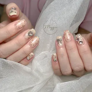 ネイル Maggie Nail🦩のネイルデザイン