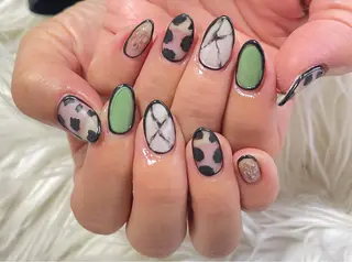 ネイル celica所属・松田 由真のネイルデザイン