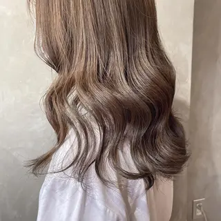 ロング カラー 梅田美容室 山崎海波のヘアスタイル