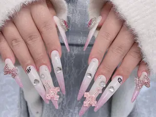 ネイル リサ ネイルサロンのネイルデザイン