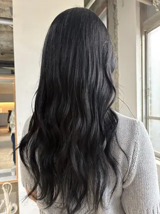 ロング カラー 玉置 七海のヘアスタイル