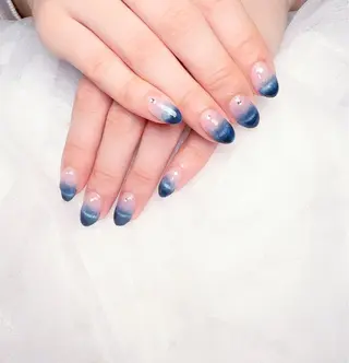 ネイル pink ladyサロン所属・べ にのネイルデザイン