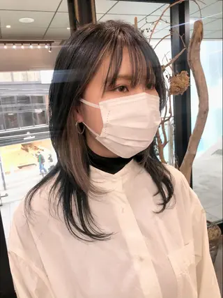 セミロング カラー 千葉 郁也のヘアスタイル