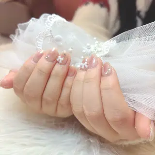 ネイル LIB VALLA Yuri🍭🖤のネイルデザイン