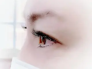 マツエク・マツパ Twiggy Lashes所属・Twiggy Lashes いずみのマツエク・マツパデザイン