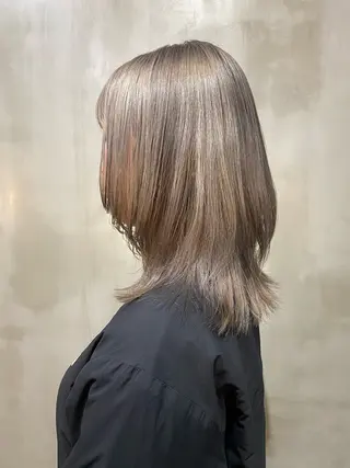 ミディアム カラー qpula misuzuのヘアスタイル