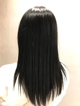 ロング 山崎 光瑠のヘアスタイル
