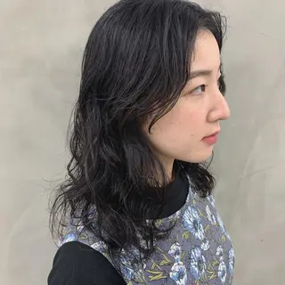 セミロング パーマ ブームボックス所属・🐝ハイトーンカラー hachi🐝のヘアスタイル