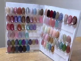 ネイル 友野 遥のネイルデザイン