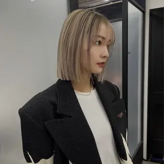 ミディアム 前嶋 愛友のヘアスタイル