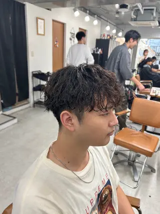 パーマ メンズ カズキ🌼曲がる縮毛 /くせ毛パーマのヘアスタイル