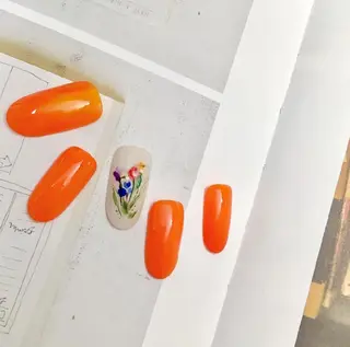 ネイル 車田 麻悠香のネイルデザイン