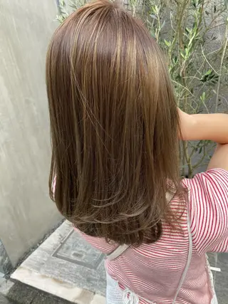 セミロング カラー 赤み消し韓国ヘア レイヤー縮毛🤍渡邉のヘアスタイル